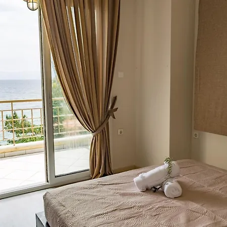 Luxus With Private Beach *